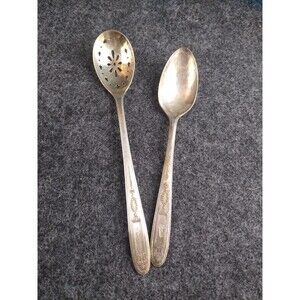 GROSVENOR 1921 Community Silverplate Spoons Pierced Relish / Olive Youth Monogrm